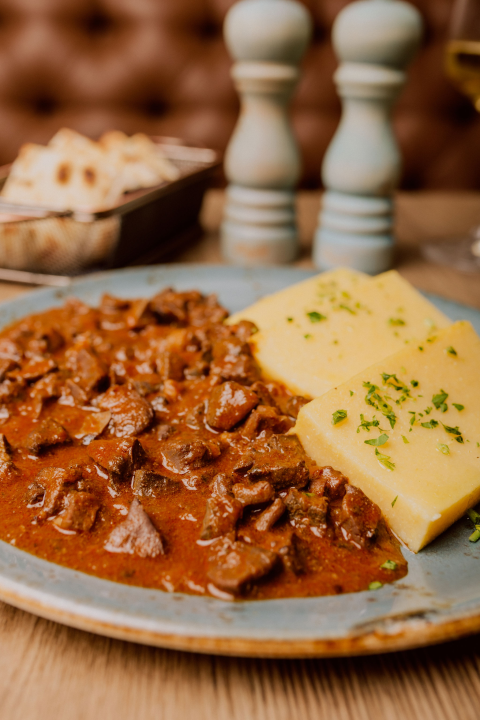 Ako još niste, vrijeme je da isprobate punjenu vješalicu 'Kod starog'!