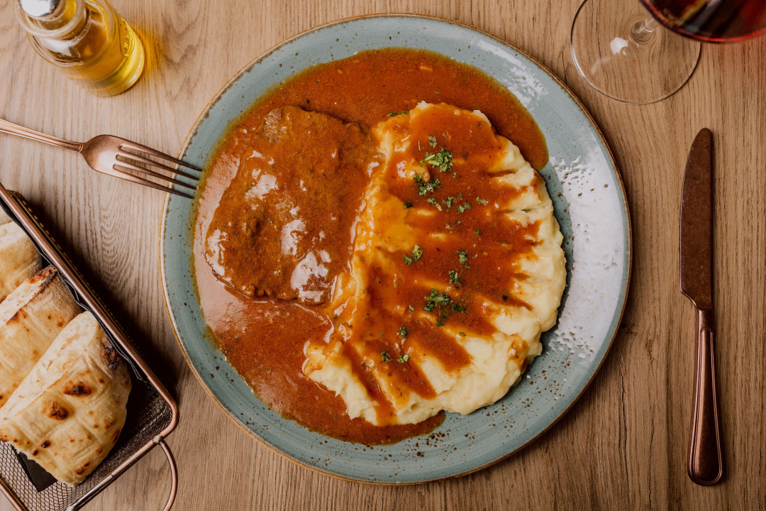 Ako još niste, vrijeme je da isprobate punjenu vješalicu 'Kod starog'!