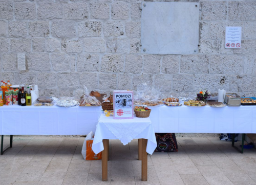 Fotografija 2 - U Primoštenu humanitarna akcija za stradale u potresu u Turskoj i Siriji