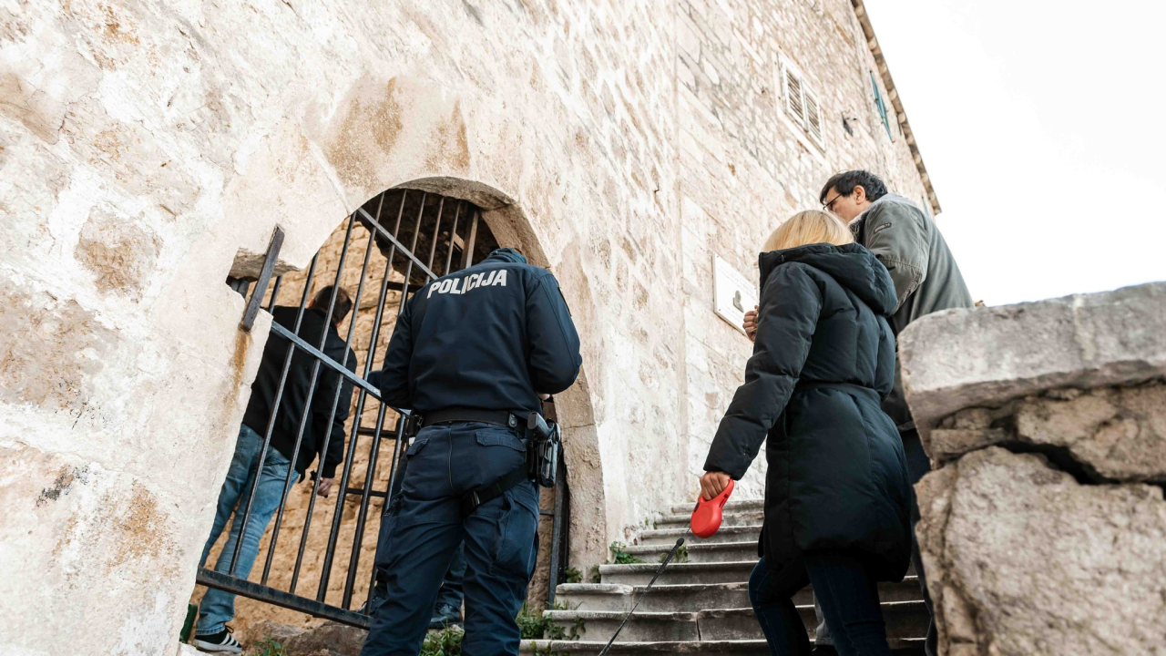 Eskaliralo na eskalatoru: Radovi jutros trebali početi, ljudi koji tvrde da su vlasnici zemljišta zvali policiju