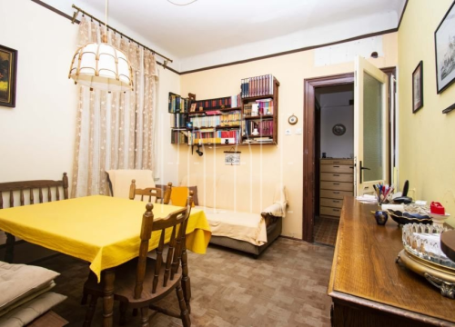 Fotografija 3 - Prodaje se prostrani stan na jedinstvenoj lokaciji u centru Šibenika!