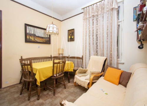 Fotografija 12 - Prodaje se prostrani stan na jedinstvenoj lokaciji u centru Šibenika!