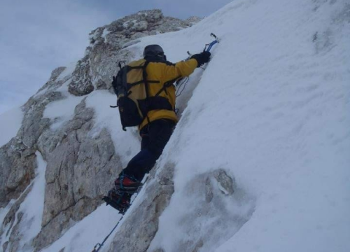 Promocija knjige 'Ekstrem' u Azimutu: 15 autobiografskih priča o planinarstvu i alpinizmu