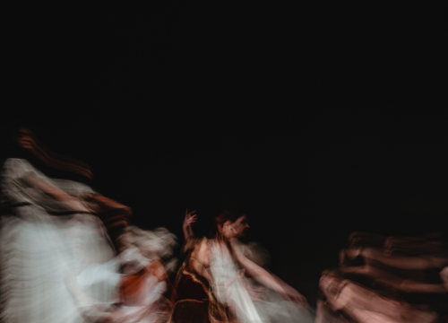 Fotografija 4 - Fenomenalna predstava dramskog studija Ivana Jelić: ‘Repertoar’ traži granicu umjetnosti i profita