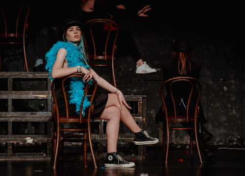 Fotografija 21 - Fenomenalna predstava dramskog studija Ivana Jelić: ‘Repertoar’ traži granicu umjetnosti i profita