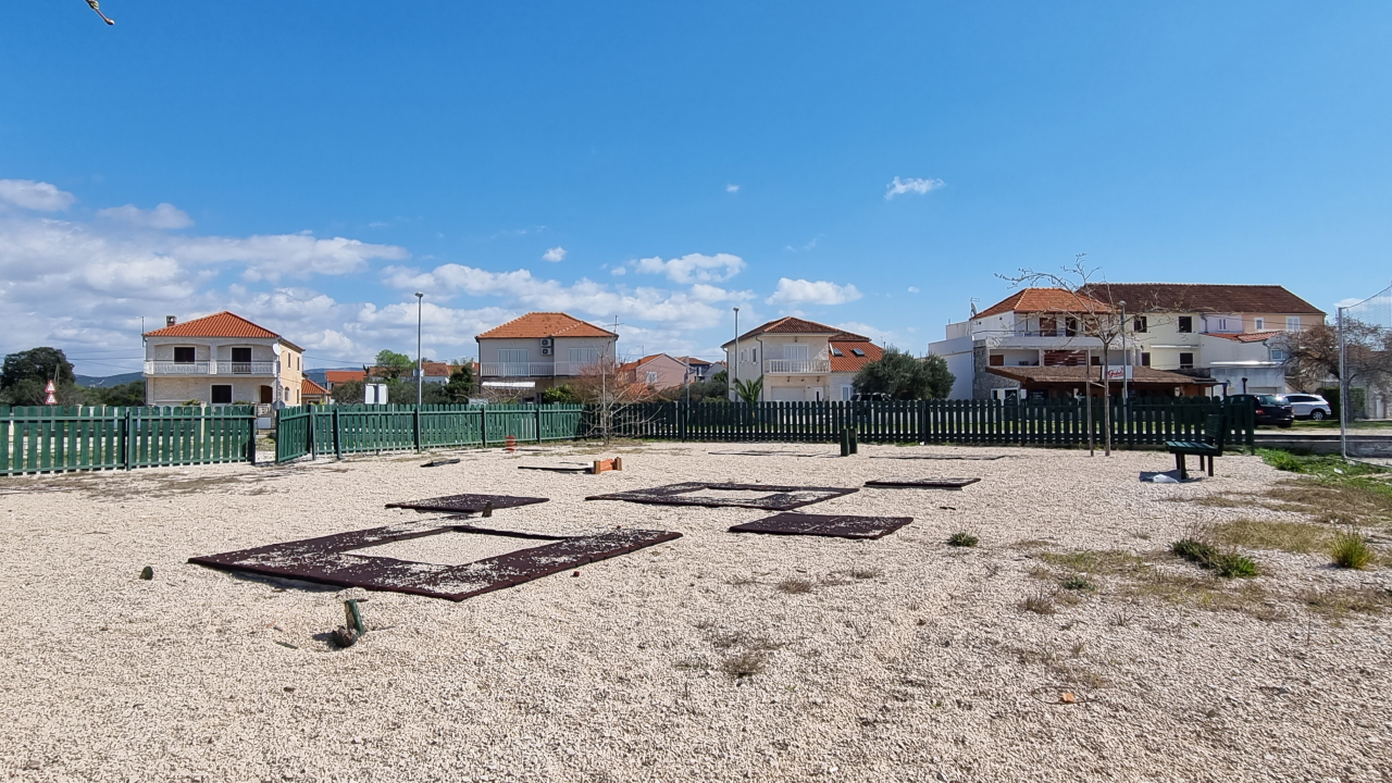 Izabran izvođač radova za sanaciju dječjeg igrališta u Zablaću: Stižu nove sprave vrijedne 18.200 eura