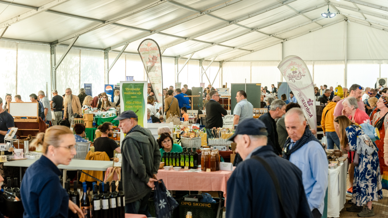 U Skradinu otvoren 12. Sajam agroturizma Šibensko-kninske županije