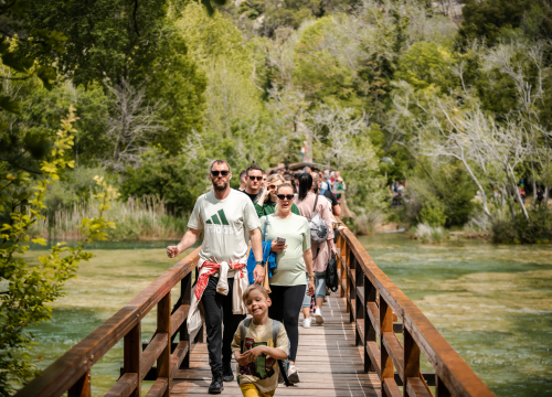Fotografija 2 - Uz podjelu graha u NP Krka tradicionalno obilježen Praznik rada: 'Sve što imamo stvorili smo svojim radom'