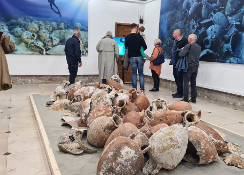 U muzeju otvorena izložba o brodolomu kod otoka Žirja