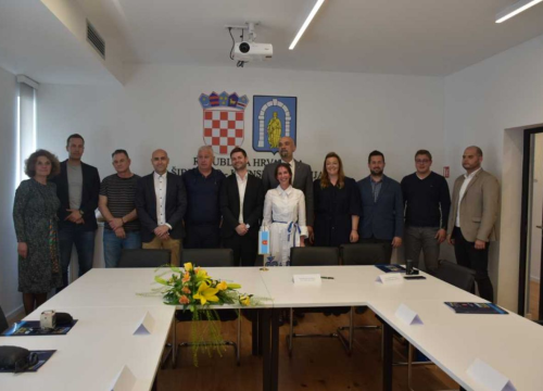 Gotovo 450 tisuća eura za sanaciju pomorskog dobra u županiji