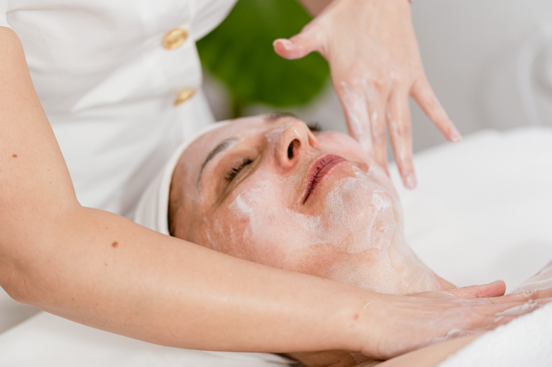 Zagorka Sara preselila se u Šibenik i otvorila Golden wellness salon!