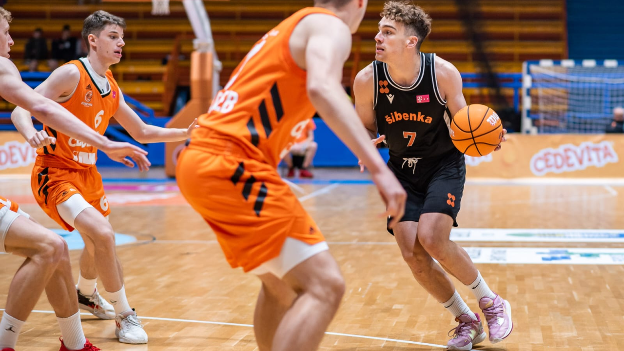 Četvrtfinale doigravanja: Šibenka opet kod Cedevite J. pala pri kraju, domaći zabili 10 trica u zadnjoj četvrtini