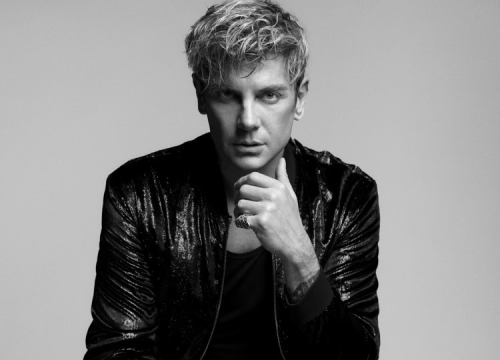 Sa svjetskih pozornica u Šibenik! Maksim Mrvica 1. srpnja na najljepšoj jadranskoj pozornici!