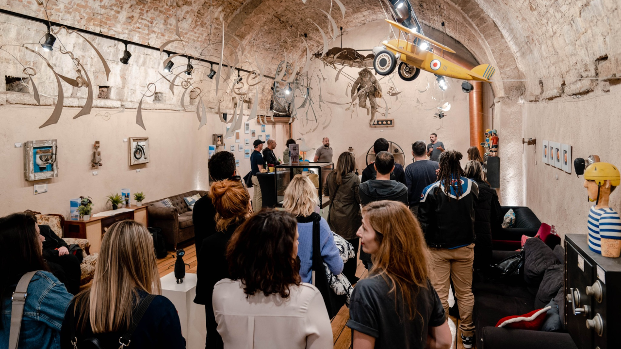 Večeras u Azimutu pogledajte 'Temelje', izložbu Snježane Pokos-Vujec i Nele Marušić