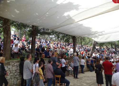 U Tisnom proslavljen blagdan Gospe od Karavaja