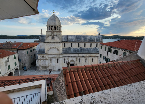 Fotografija 7 - Priča o 'najluđoj' šibenskoj obitelji: Od havajskog kralja i izopćenog nadbiskupa do gradonačelnika Šibenika i rekordera u letenju