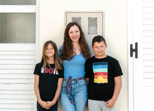 Nina Vukorepa učiteljica je na Zlarinu: 'U razredu je dvoje učenika, a zbog lošeg vremena znala sam i zapeti na otoku'