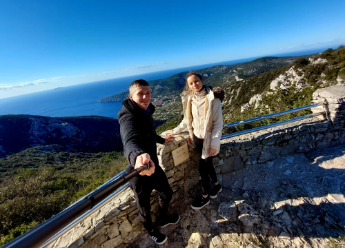 Fotografija 3 - Kninjanin Ivan Džepina obišao 158 hrvatskih vrhova, a na posljednjem je zaprosio djevojku