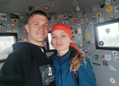 Fotografija 6 - Kninjanin Ivan Džepina obišao 158 hrvatskih vrhova, a na posljednjem je zaprosio djevojku