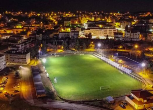 Nogometaši DOŠK-a večeras će protiv Omiša pokušati nakon 21 godine pobjeći iz županijske lige