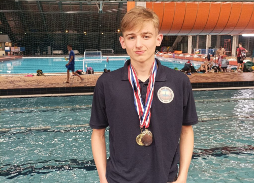 Fotografija 4 - 'Žetva' medalja za plivačice i plivače šibenskog 'Mora' na Regionalnim prvenstvima u Splitu