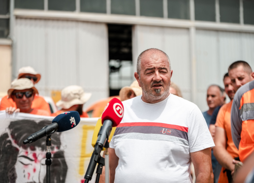 Fotografija 9 - Radnici Cesta Šibenik ustraju u štrajku: 'Direktor sigurno odlazi, sada je na županu da zaustavi ovu situaciju'