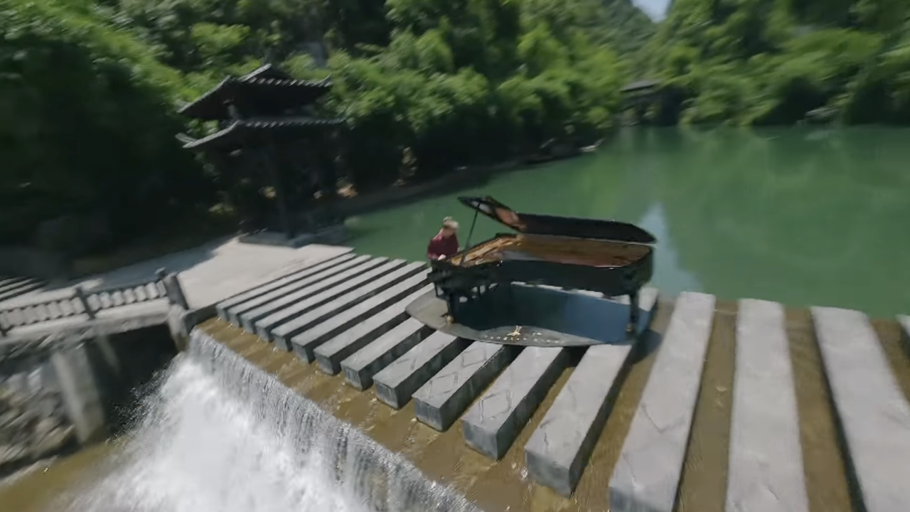 Maksim Mrvica i Zhao Jienan na Festivalu zmajevih čamaca: Pogledajte spektakularnu snimku