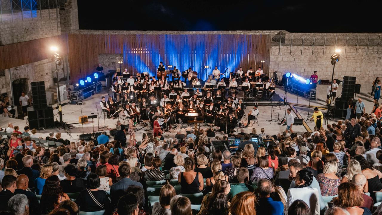 Kraj lipnja na šibenskim tvrđavama: Na Mihovilu Glazbari pa Maksim Mrvica, na Baroneu ljetno kino i Jazz Festival