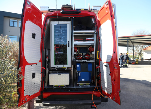 Suvremena vatrogasna oprema pridonijet će sigurnosti Šibensko-kninske županije, ali i Hrvatske