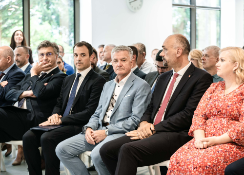 Fotografija 23 - Plenković na otvorenju Studentskog doma Palacin: 'Za Šibenik je važno da bude središte obrazovanja'