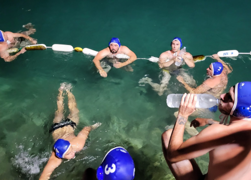 Fotografija 28 - Povijesna utakmica za Prvić Luku: Kako je vaterpolo uzburkao usnulu valu...