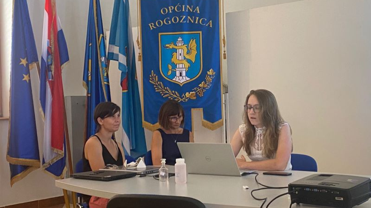 U Rogoznici predstavljeni rezultati projekta 'Istraživanje kontakta Zmajevog oka s okolnim morem'