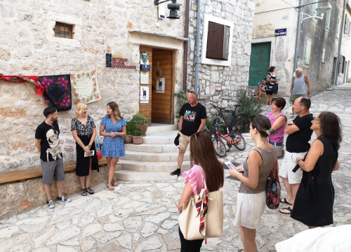 U Betini otvorena izložba 'Grafike' Marka Ramljaka