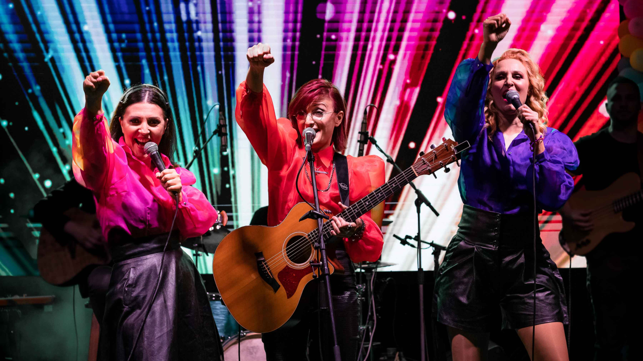 Frajle progovorile: Bivša menadžerica nas zlostavlja, kazneno je tužena za zlouporabu, prevaru i utaju