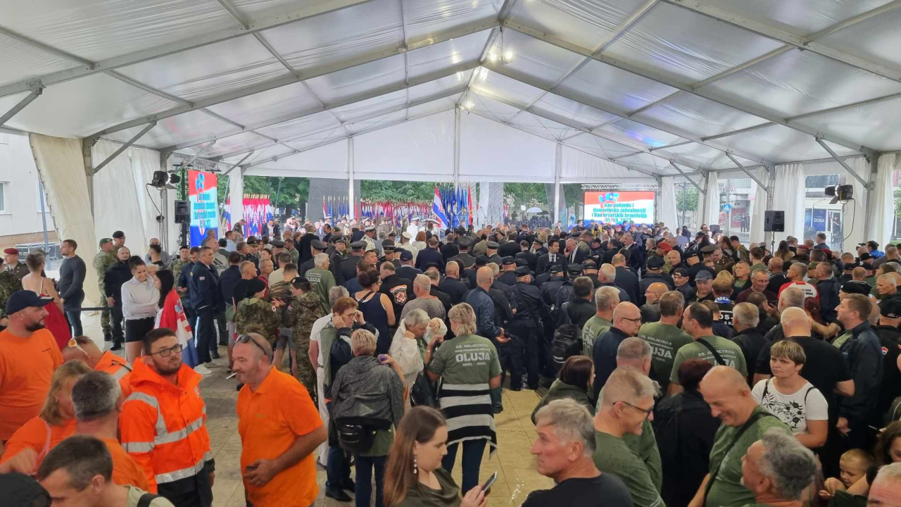 Tradicionalnom budnicom počelo obilježavanje Dana pobjede u Kninu