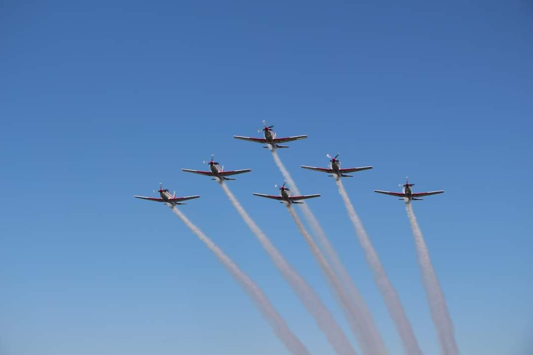 Krila Oluje preletjela Primošten: Evo kako su izgledala