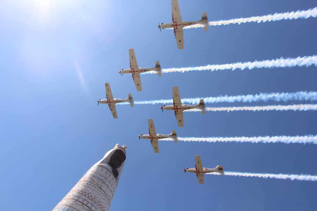 Krila Oluje preletjela Primošten: Evo kako su izgledala