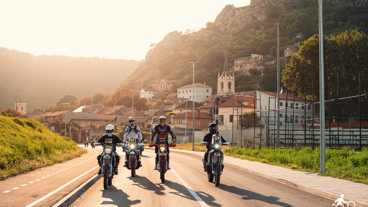 U Kninu počela utrka 'Hrvatski Dakar'