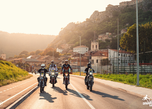 U Kninu počela utrka 'Hrvatski Dakar'