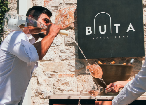 Fotografija 1 - Uživajte u vrhunskoj vinskoj kapljici na 'Rose Flavor Fusionu' u Bute!