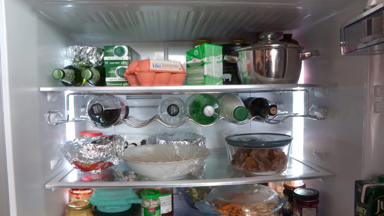 Evo zašto je dobro staviti novčić u zamrzivač prije nego krenete na put