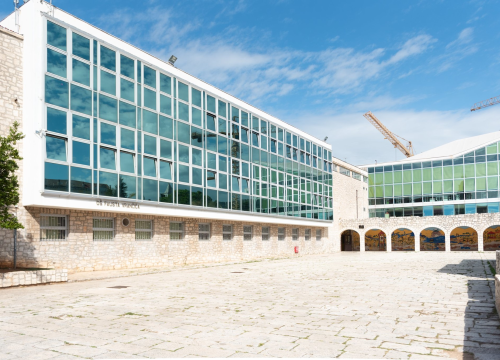 Grad Šibenik osigurao jednokratnu novčanu pomoć za kupnju radnih bilježnica