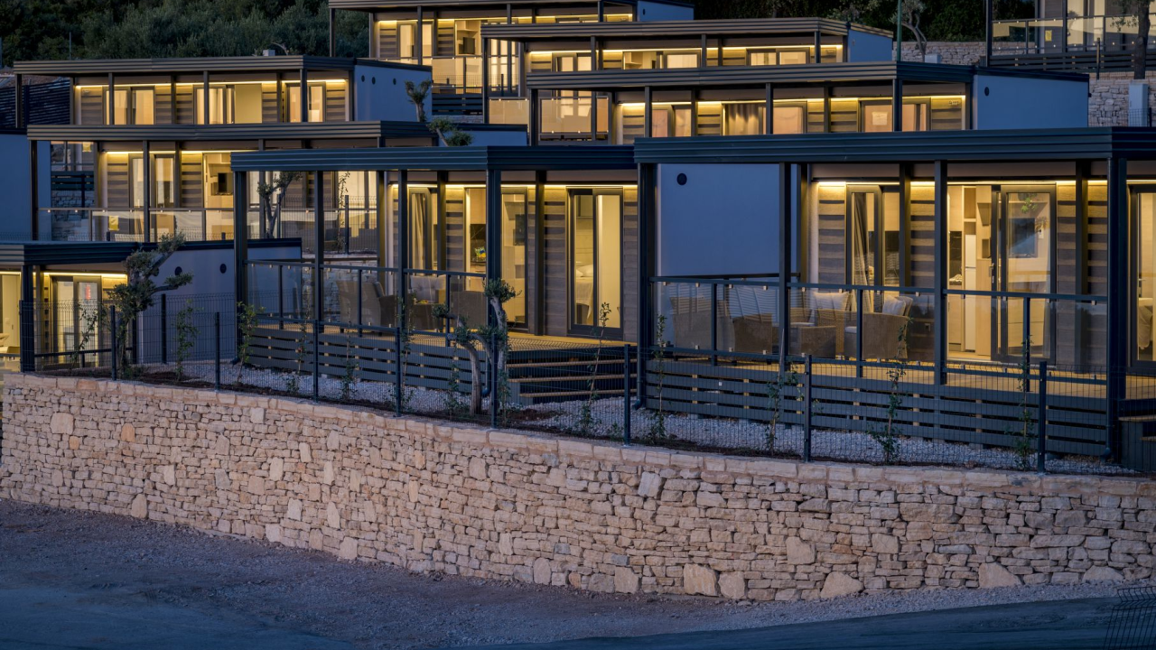 Primoštenski kamp Adriatik bogatiji za 36 mobilnih kućica vrijednih 1,9 milijuna eura