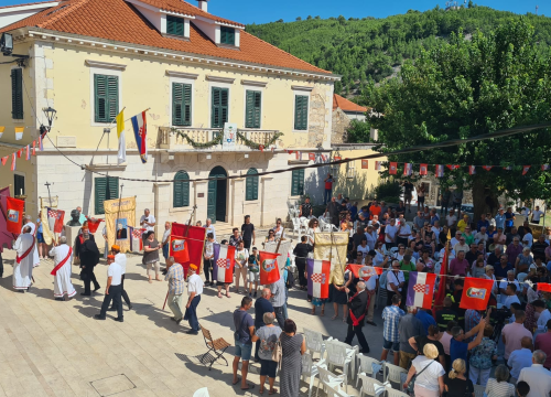 Fotografija 3 - U Skradinu proslavljen blagdan Male Gospe