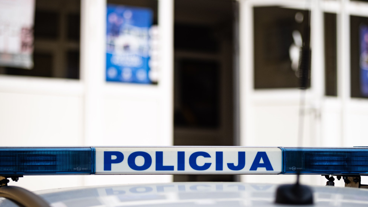 U Primoštenu ukraden vanbrodski motor, u Brodarici dijelovi s plovila