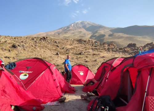 Fotografija 35 - Petnaest planinara iz Šibenika krenulo u osvajanje najvećeg vrha u Iranu: Njih devetero je uspjelo!