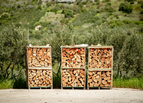 Pripremite se za zimu uz odlične popuste Vrcić drva!