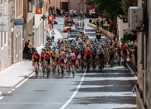 Preko 120 biciklista protutnjalo je kroz Šibenik: Slika odlazi na šest kontinenata i u 130 zemalja