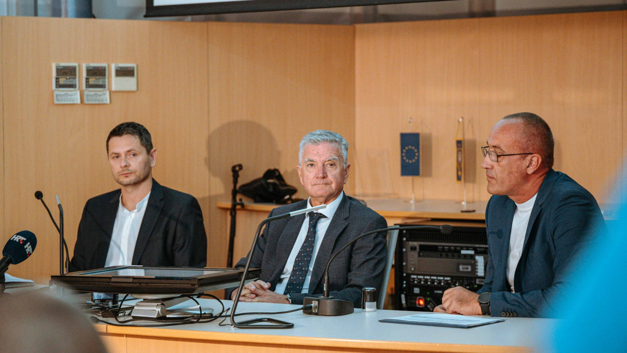 Počinje izgradnja cjevovoda za Prvić, Obonjan, Kaprije i Žirje