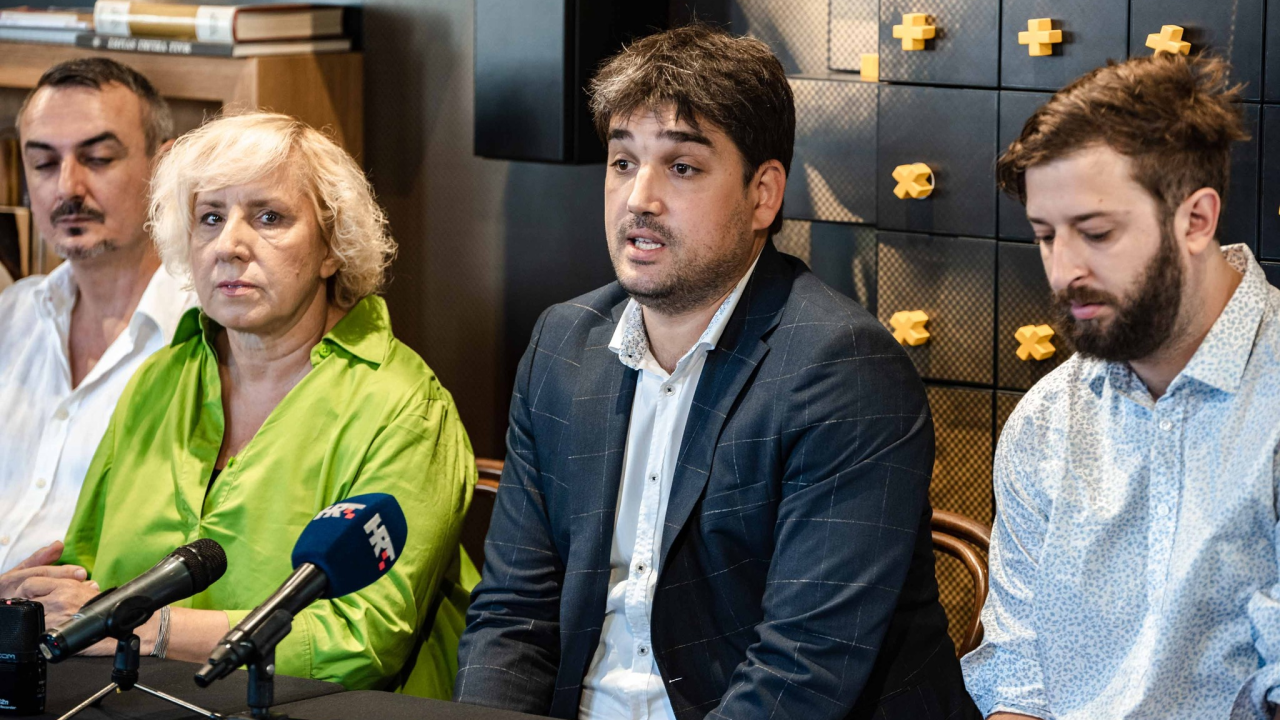 'Dođi gola na večeru' otvara novu sezonu u šibenskom kazalištu: 'Laganje je aktualna tema'